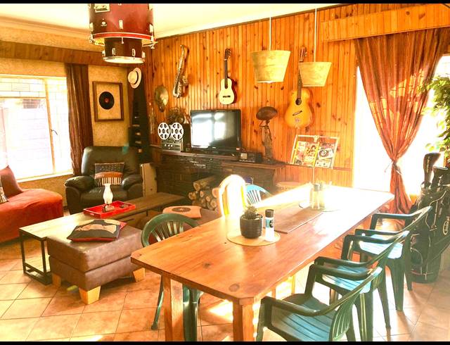 1 bed property to rent in FONTAINEBLEAU